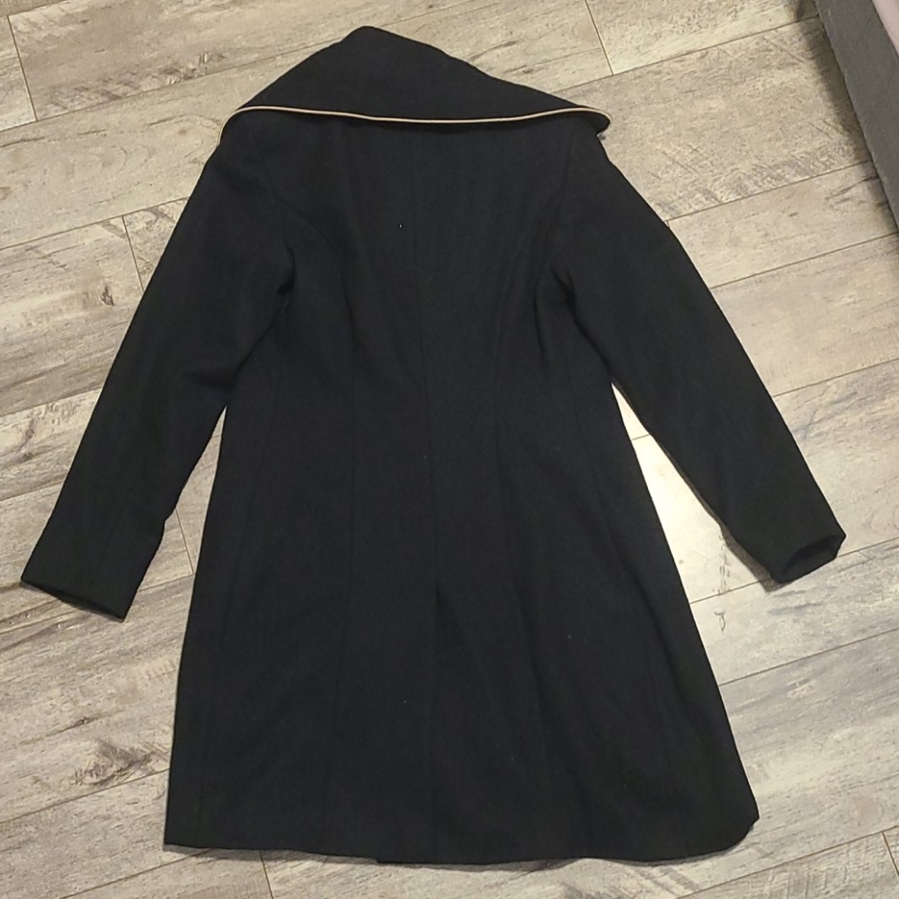 Wool coat - Picture 2 of 3